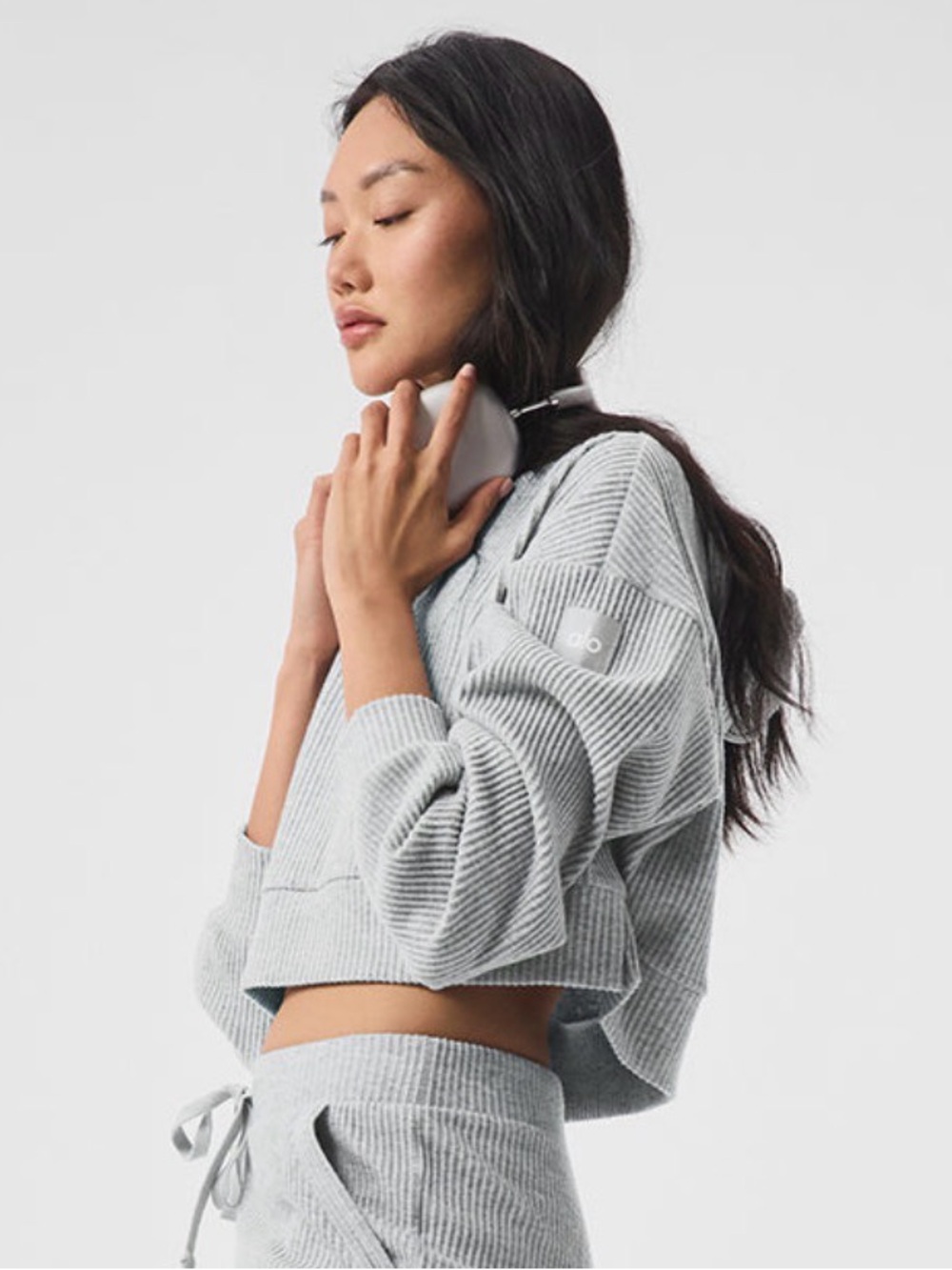 ALO Yoga Muse Hoodie in Heather Gray